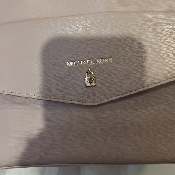 LAST ONE AVAILABLE!! - Beautiful Michael Kors Pink Mini Backpack - Picture 3 of 11
